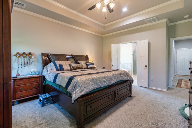 19771 S Wind Ridge Drive, Claremore, OK 74017