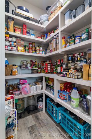 19771 S Wind Ridge Drive, Claremore, OK 74017