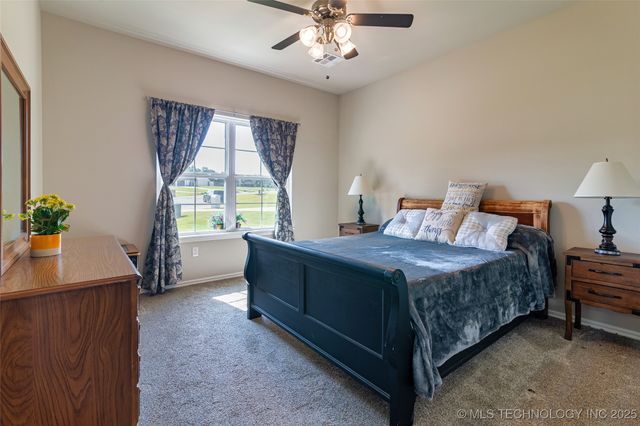 19771 S Wind Ridge Drive, Claremore, OK 74017