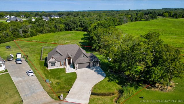 19771 S Wind Ridge Drive, Claremore, OK 74017