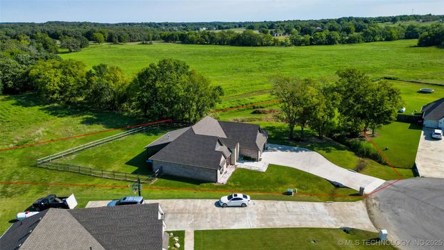 19771 S Wind Ridge Drive, Claremore, OK 74017