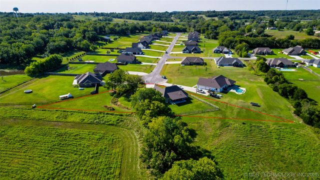 19771 S Wind Ridge Drive, Claremore, OK 74017