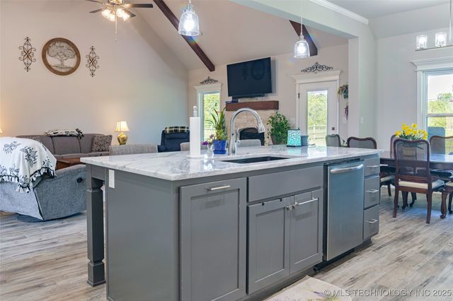 19771 S Wind Ridge Drive, Claremore, OK 74017