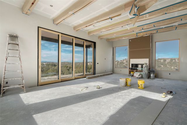 2 Vista Del Cielo, Santa Fe, NM 87506