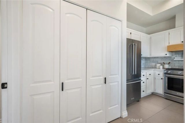 1300 12th Street E, Manhattan Beach, CA 90266