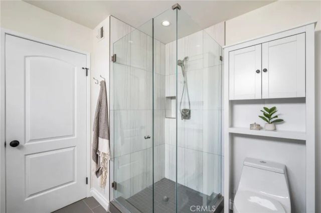 1300 12th Street E, Manhattan Beach, CA 90266