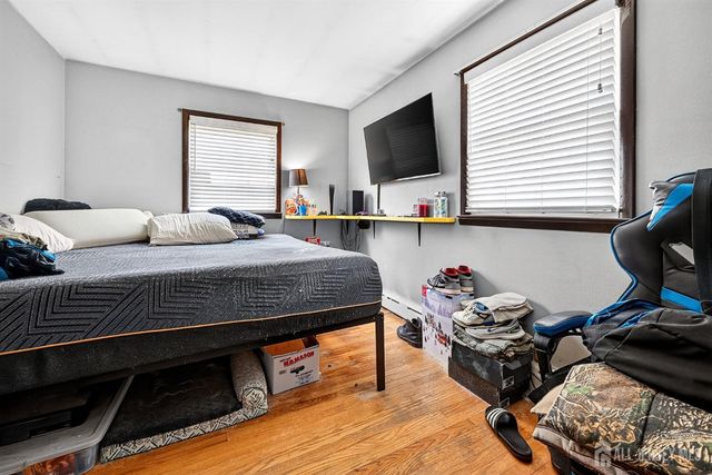 26 Charlotte Street, Carteret, NJ 07008