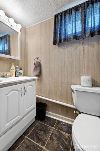 26 Charlotte Street, Carteret, NJ 07008