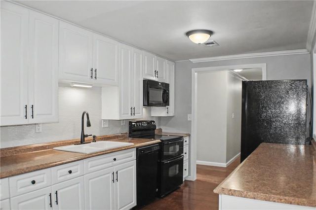 4189 Hopkins Lake Drive, Duluth, GA 30096