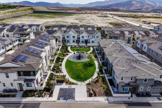 2041 Bluestone Circle, Chula Vista, CA 91913
