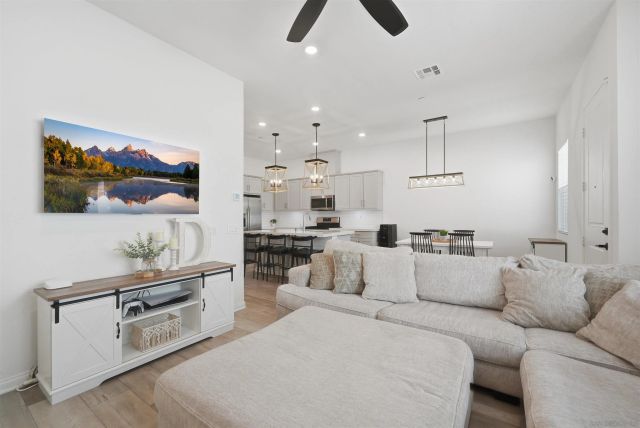 2041 Bluestone Circle, Chula Vista, CA 91913