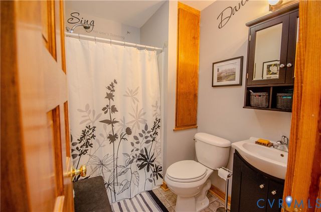 5200 Olivet Church Rd, Providence Forge, VA 23140