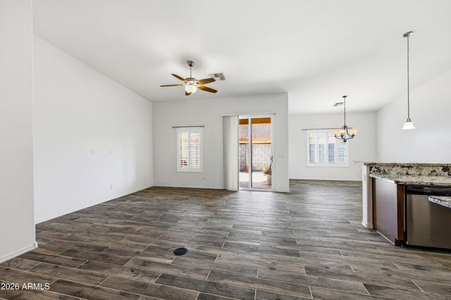 2191 E 25TH Avenue, Apache Junction, AZ 85119