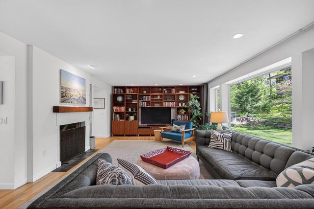 3415 Blackhawk Drive, Madison, WI 53705