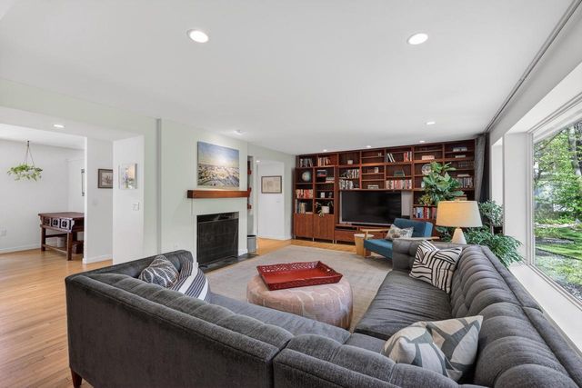 3415 Blackhawk Drive, Madison, WI 53705