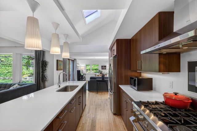 3415 Blackhawk Drive, Madison, WI 53705
