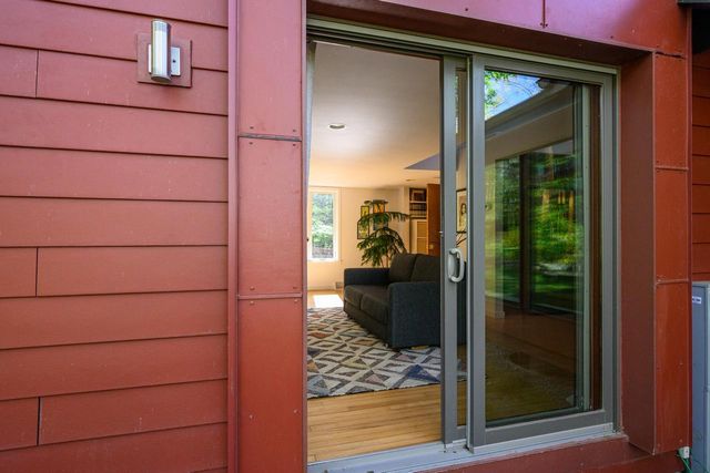 3415 Blackhawk Drive, Madison, WI 53705