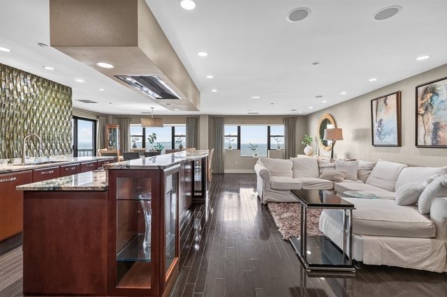 3 Seal Harbor 336, Winthrop, MA 02152