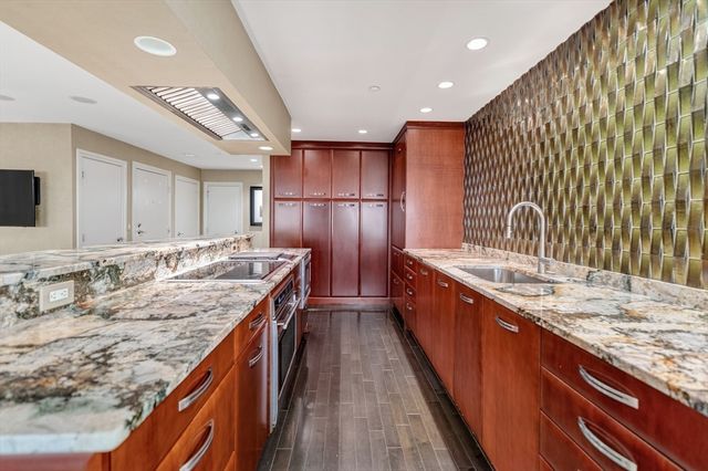 3 Seal Harbor 336, Winthrop, MA 02152