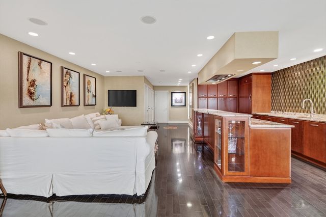 3 Seal Harbor 336, Winthrop, MA 02152