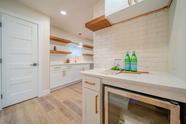 5125 Ashbrook Road, Dallas, TX 75227