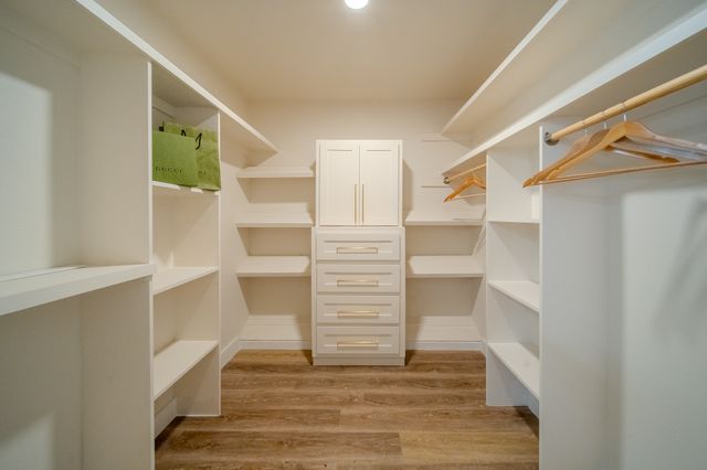 5125 Ashbrook Road, Dallas, TX 75227