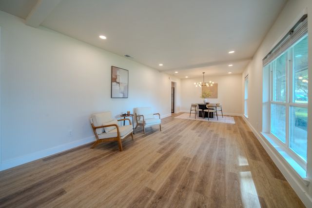 5125 Ashbrook Road, Dallas, TX 75227