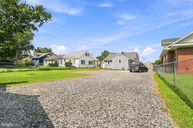 1014 E CHURCH ST, Salisbury, MD 21804