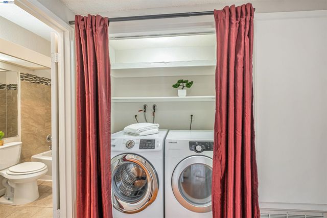 3402 Pinewood Ter 211, Fremont, CA 94536