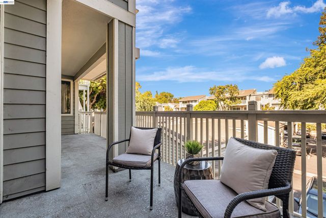 3402 Pinewood Ter 211, Fremont, CA 94536