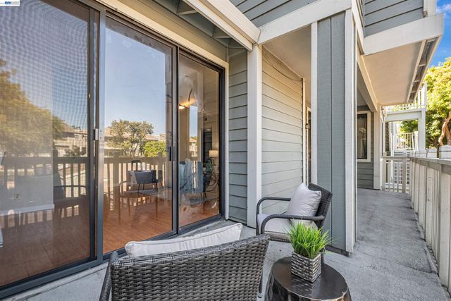 3402 Pinewood Ter 211, Fremont, CA 94536
