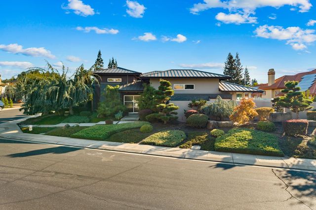 7434 River Nine Dr, Modesto, CA 95356