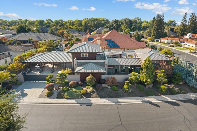 7434 River Nine Dr, Modesto, CA 95356