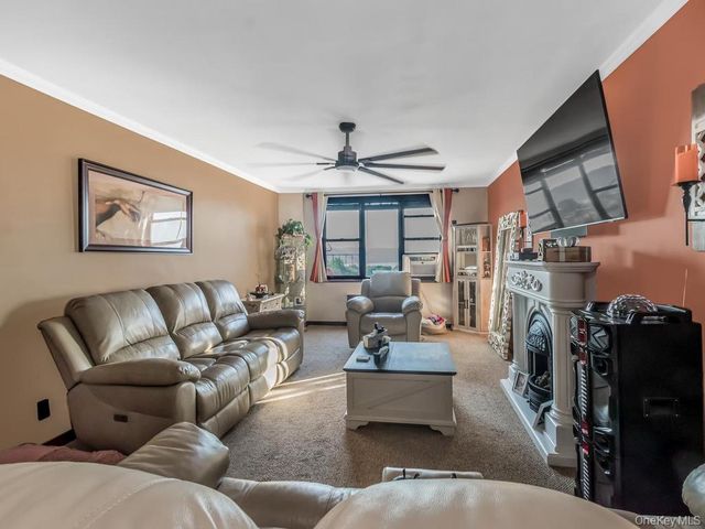 480 Riverdale Avenue 6H, Yonkers, NY 10705