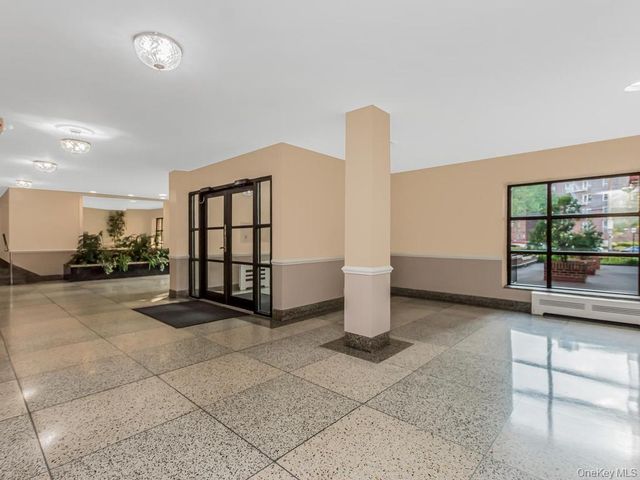 480 Riverdale Avenue 6H, Yonkers, NY 10705