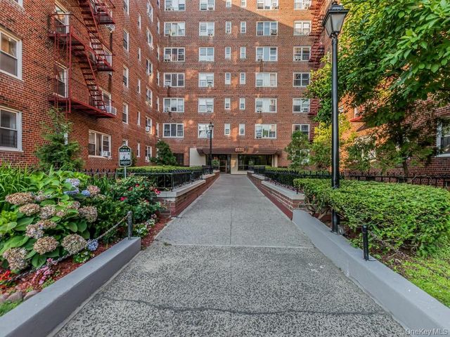 480 Riverdale Avenue 6H, Yonkers, NY 10705