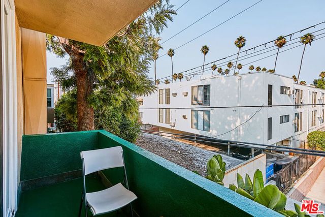 514 S Harvard Boulevard 306, Los Angeles, CA 90020