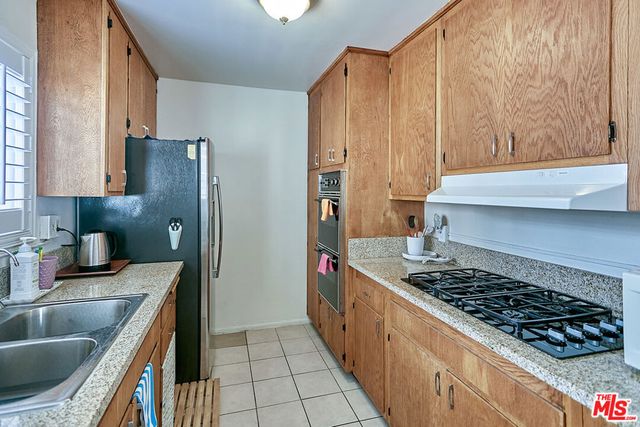 514 S Harvard Boulevard 306, Los Angeles, CA 90020