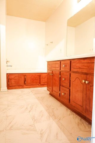 4355 Maysville Road, Huntsville, AL 35811