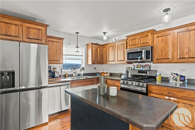 7906 Monad ROAD, Billings, MT 59106