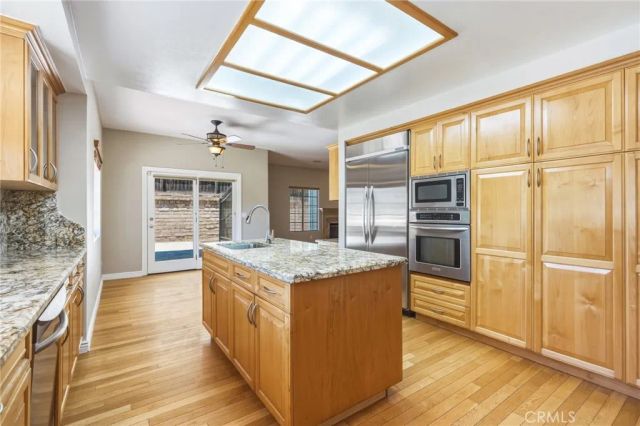 23922 Eagle Mountain, West Hills, CA 91304