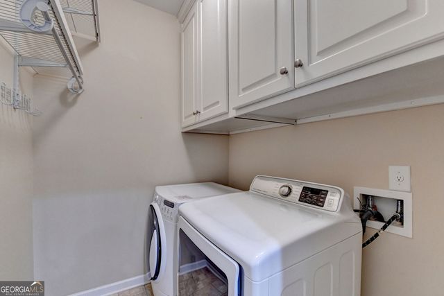 7911 Brass Lantern Drive, Flowery Branch, GA 30542