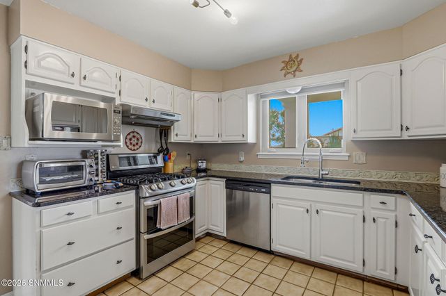 4800 Gamble Court, Las Cruces, NM 88011