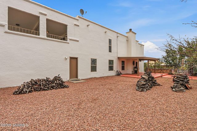 4800 Gamble Court, Las Cruces, NM 88011