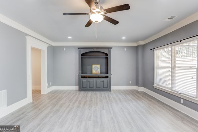 5885 Vista Brook Drive, Suwanee, GA 30024