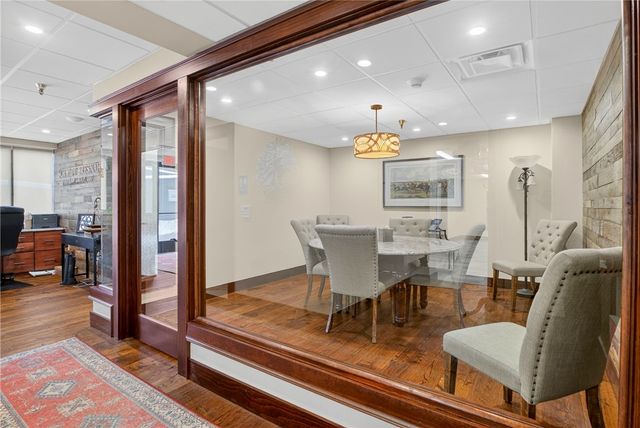 750 Washington Rd Units 12,13,14, Mt Lebanon, PA 15228