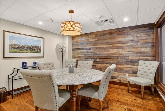 750 Washington Rd Units 12,13,14, Mt Lebanon, PA 15228