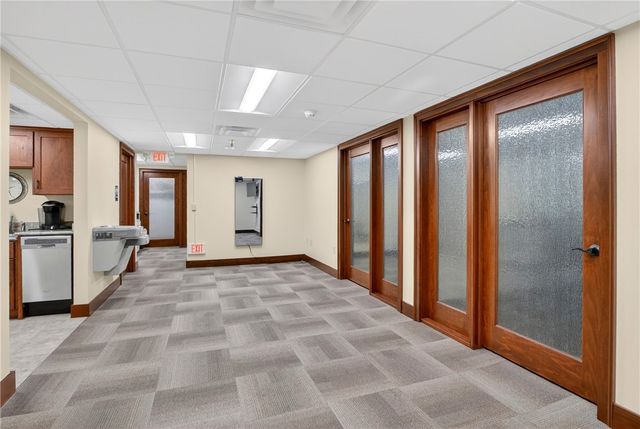 750 Washington Rd Units 12,13,14, Mt Lebanon, PA 15228