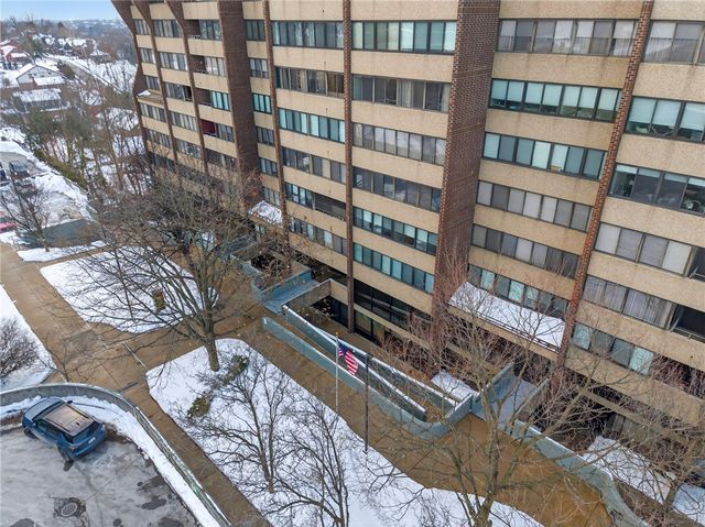 750 Washington Rd Units 12,13,14, Mt Lebanon, PA 15228