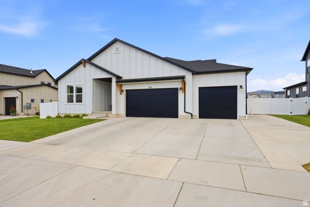 163 N WOODRUN WAY, Saratoga Springs, UT 84045